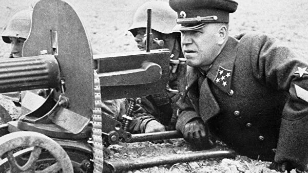 Опубликован отчет Жукова Сталину о самоубийстве Гитлера