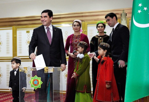 Политика Туркменистана в условиях транзита власти