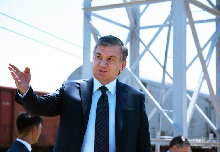 Мирзиёев объявил о переходе Узбекистана на этап национального процветания