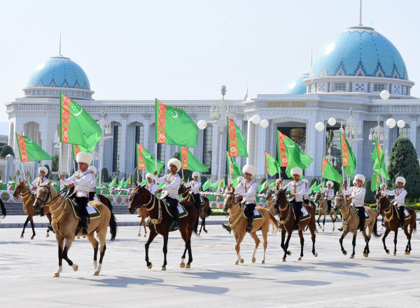 Клановый фактор в управлении и становлении Туркменистана