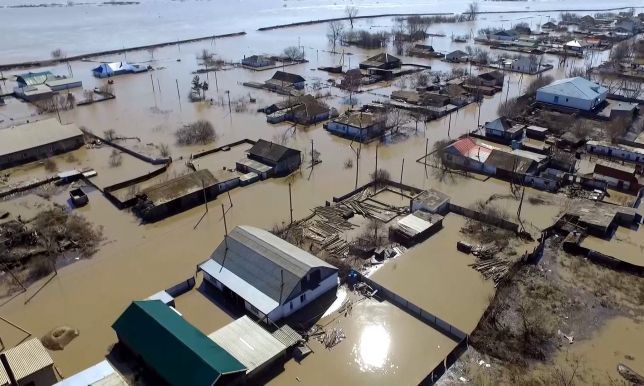 Смерти и миллиардный ущерб: какими были самые разрушительные паводки в Казахстане?