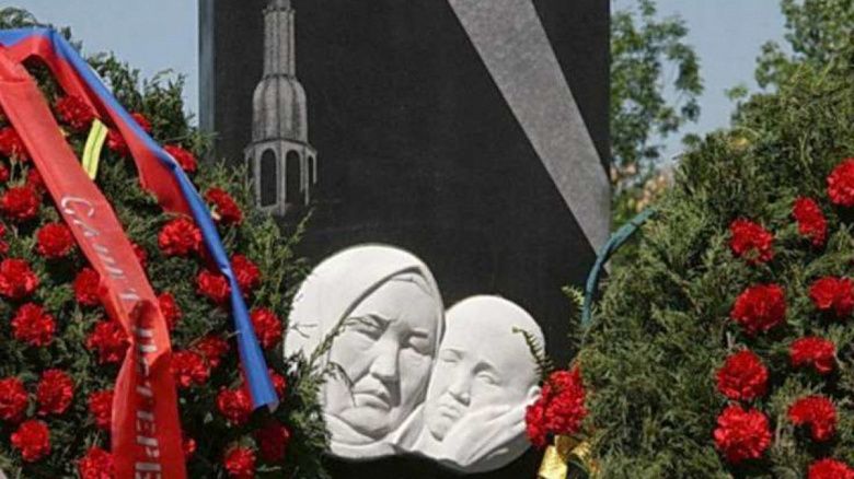 В Санкт-Петербурге установят памятник Токтогон Алтыбасаровой, приютившей в годы войны 150 детей из блокадного Ленинграда