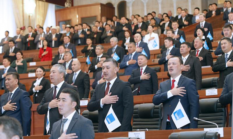 О партиях и партстроительстве в Кыргызстане