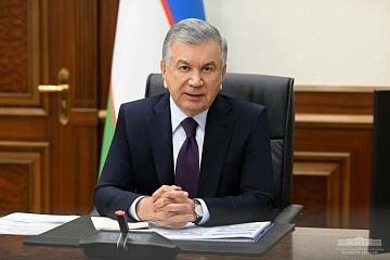Президент Узбекистана поручил производить больше лекарств в стране
