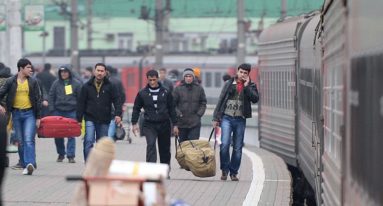 Они возвращаются, а работы нет…О трендах таджикской миграции