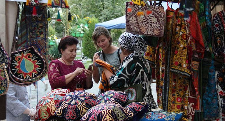 Восточный проект: в Ташкенте впервые прошла ярмарка «Сувениры Узбекистана»