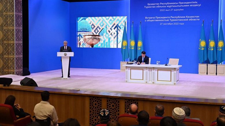 Токаев высказался о приезжающих из-за мобилизации в Казахстан россиянах