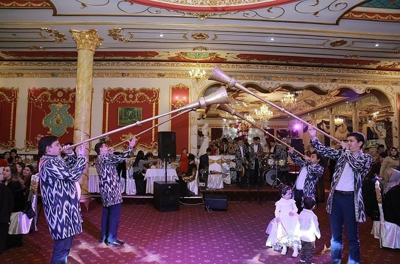 В Узбекистане предложили усложнить процесс вступления в брак