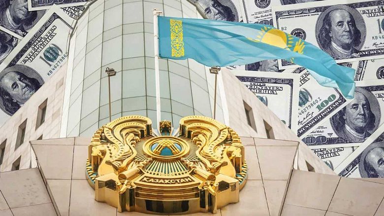 Больше брать в долг или лезть в «кубышку»: Казахстан на распутье