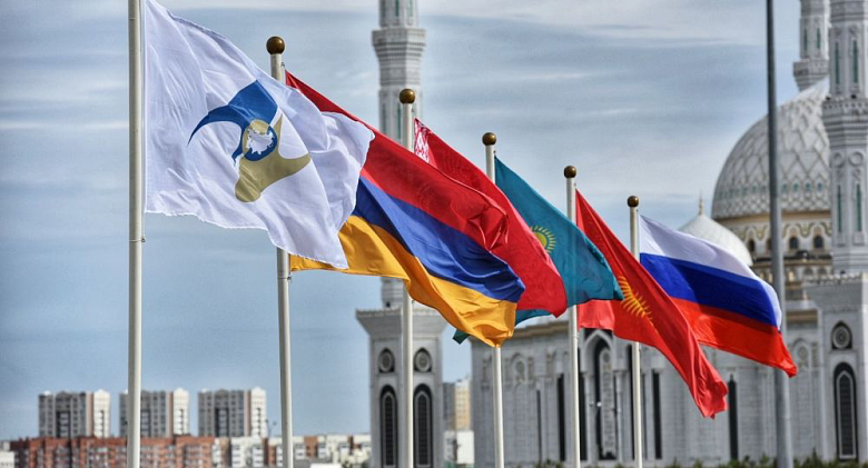 Муки выбора: почему Таджикистан не спешит вступать в ЕАЭС и чем это грозит 