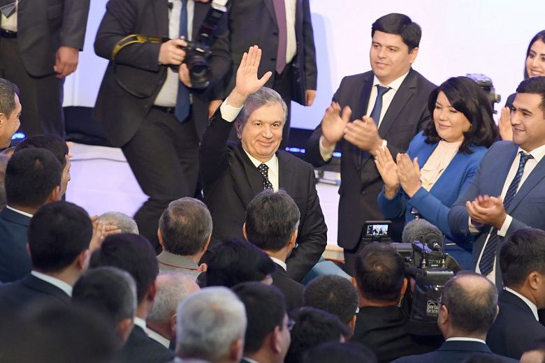 В Кыргызстане назвали президента Узбекистана «Человеком 2019 года»