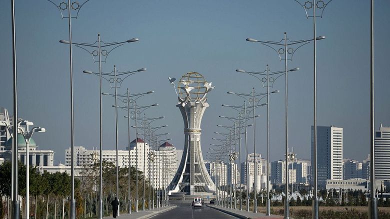 В Туркменистане открытие города Аркадаг приурочили к Курбан-байраму