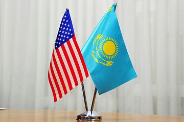 Андрей Грозин: "Смена российского вектора Казахстана в пользу американского физически невозможна"
