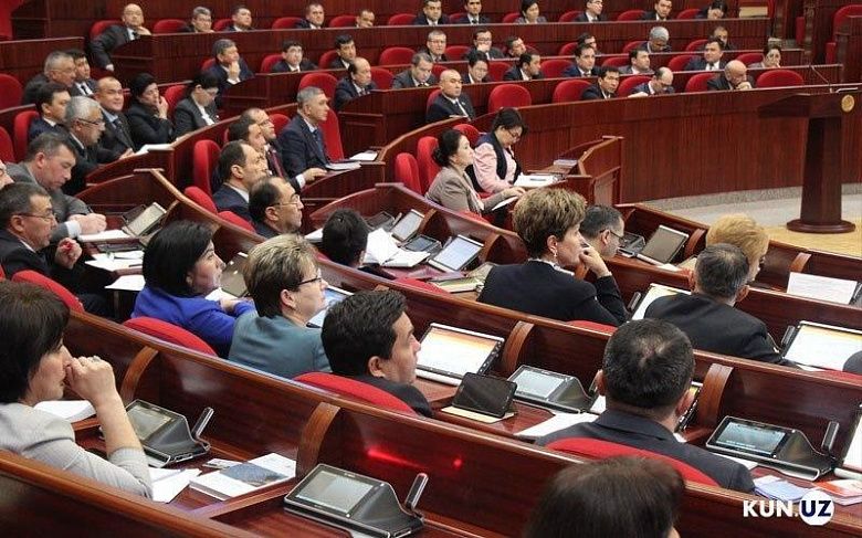 В парламенте Узбекистана создана рабочая группа по ЕАЭС