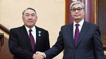Д. Ашимбаев: Хотелось бы, чтобы Назарбаев и Токаев сели за один стол и договорились