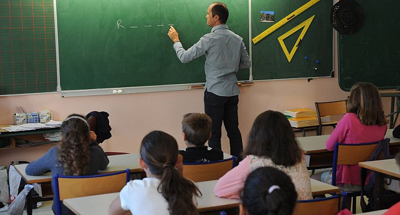 Россия отправит в школы Кыргызстана своих учителей