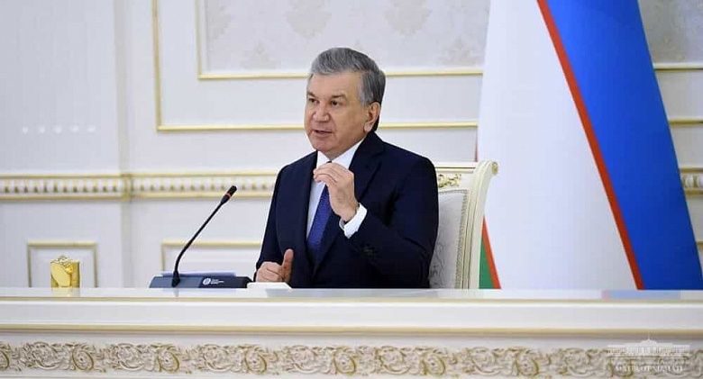Шавкат Мирзиёев поручил активнее внедрять на предприятиях стандарты ЕАЭС