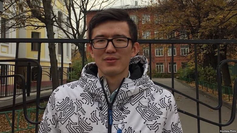 «Не ради денег». Кыргызстанец создал учебный центр для мигрантов и их детей в Москве