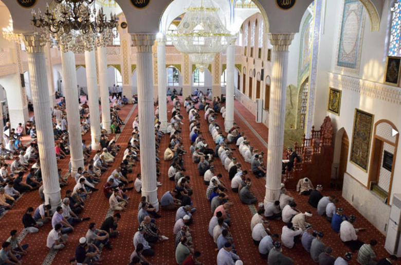 Открываем двери мечетей: нужна ли Таджикистану помощь РФ в подготовке имамов 