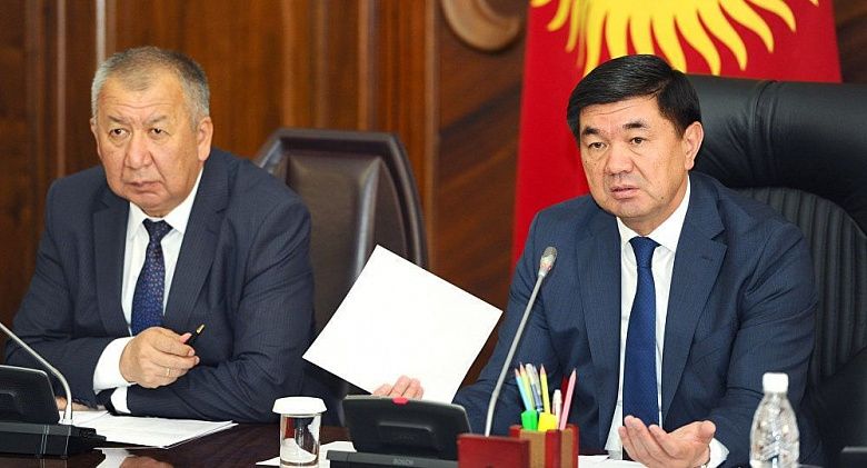 В Кыргызстане решили призвать к ответу бывших премьеров за смерти от COVID-19