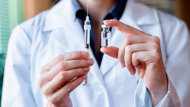 В ВОЗ сообщили о первых испытаниях вакцины от коронавируса
