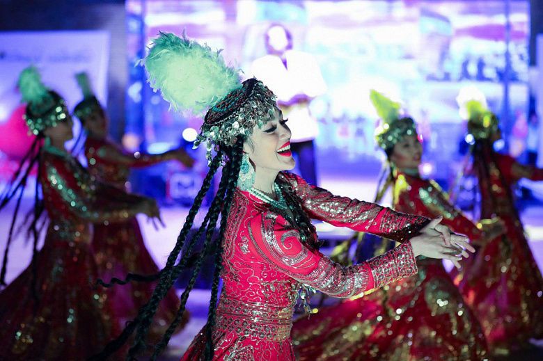 История и особенности танца в Узбекистане