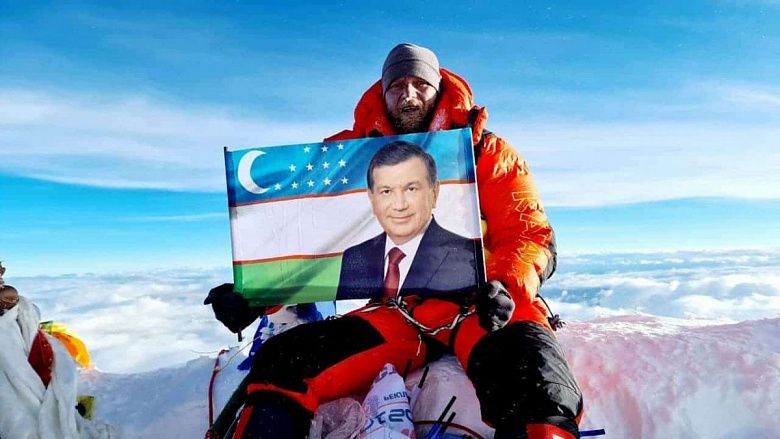Впервые узбекистанец покорил гору Эверест