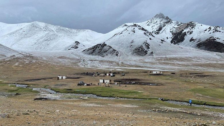 Трубки взрыва под крышей мира: что ищут российские геологи на вершинах Памира