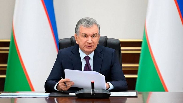 «Стратегия Нового Узбекистана»: Шавкат Мирзиёев представил свою книгу-стратегию