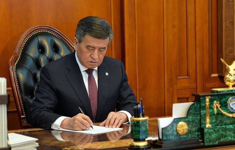 Правительство Кыргызстана распущено: президент принял отставку премьера  