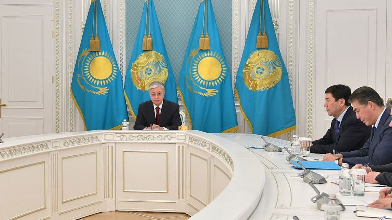 Токаев поручил подготовить план по реабилитации экономики Казахстана