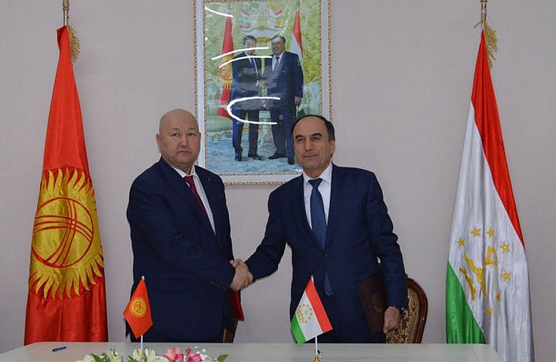 Кыргызско-таджикские переговоры по границе: «обречены жить в мире и согласии»
