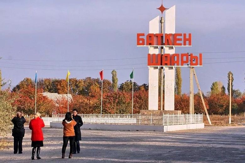Демография, вода и старые карты: что мешает урегулированию границ между Киргизией и Таджикистаном?