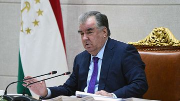 Рахмон поменял судей в ГБАО: кадровые перестановки в Таджикистане в ноябре – начале декабря