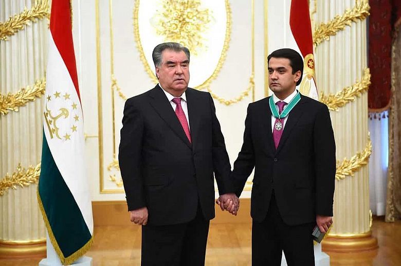 Эмомали Рахмон торопится переизбраться. Выборы президента Таджикистана будут досрочными