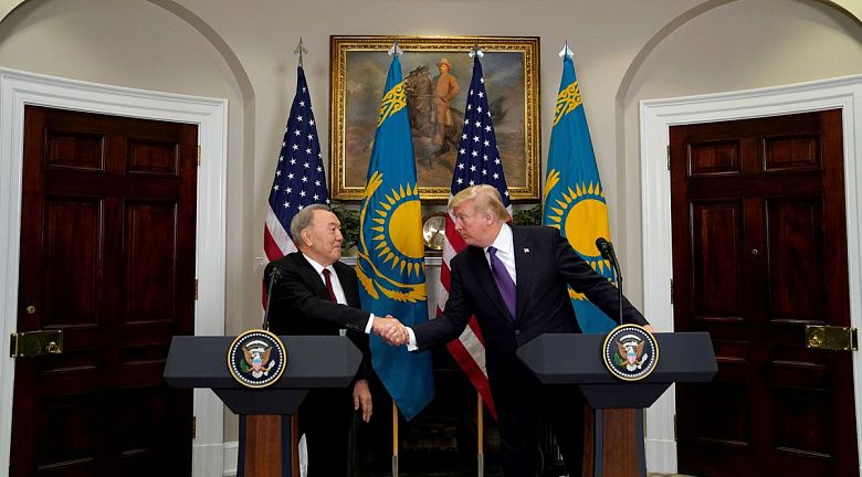 В гостях у Трампа: казахстанские и российские эксперты о визите Назарбаева в США