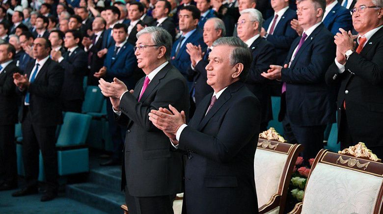 Узбекистан от изоляции к региональному лидерству