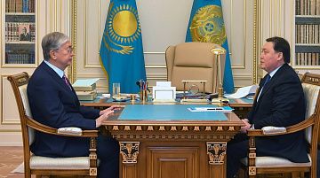 Казахстан: «День слияния» президента и правительства 