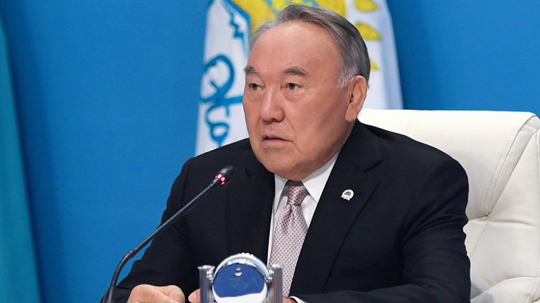 Назарбаев подписал постановление о проведении праймериз
