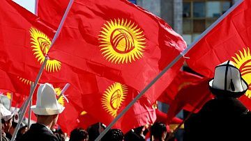 Что говорится в Конституции о Народном курултае Кыргызстана