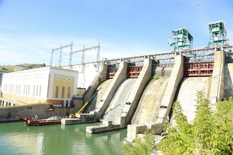 Строительство ГЭС, сотрудничество с соседями: как Казахстан намерен выходить из энергокризиса?