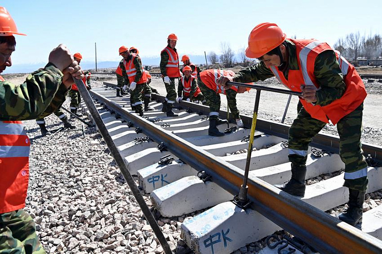 Транскиргизская железная дорога: значение, проблемы и перспективы