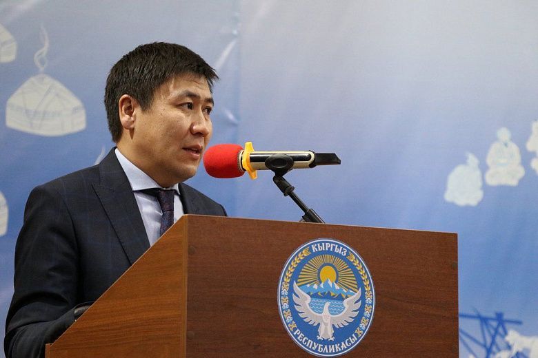 Министр образования и науки Кыргызстана задержан при получении взятки