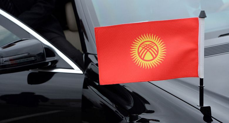 Таджикистанцы лидируют по числу принявших гражданство Кыргызстана в 2019  