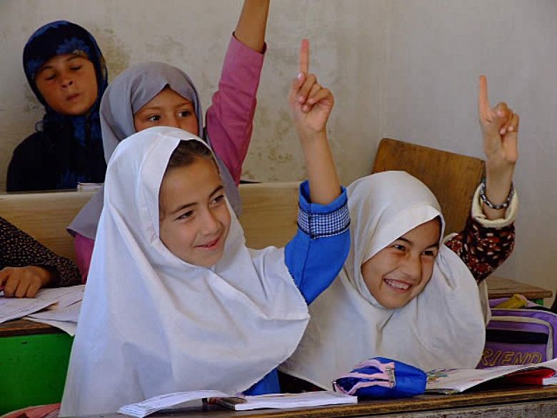 Запрет хиджаба в школах: дискриминация или вынужденная мера?