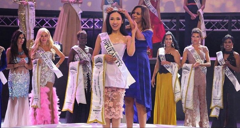Конкурсантка "Миссис Вселенная 2017" от Казахстана  выиграла номинацию