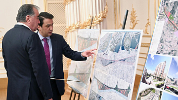 Рустам Эмомали представил проект реконструкции Душанбе