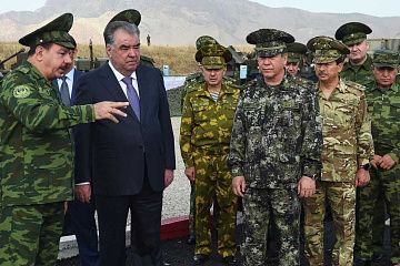 Президент Таджикистана выступил с заявлением по региональным угрозам