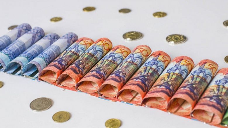 Списать казахстанцам кредиты предлагают депутаты от КНПК