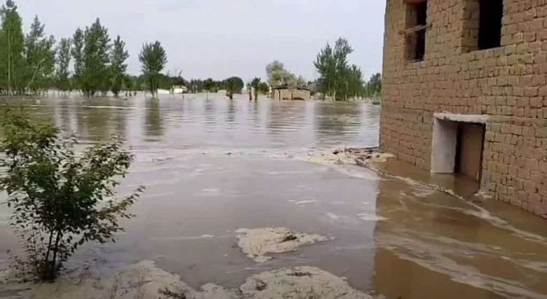 В Узбекистане названы причины прорыва дамбы Сардобинского водохранилища